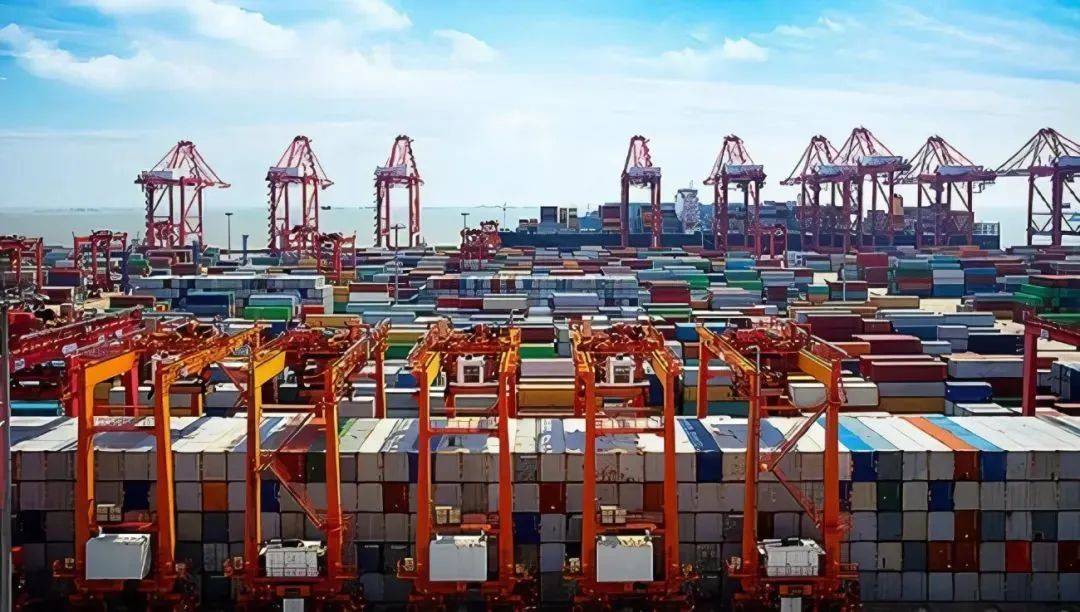 影响海运集装箱运价因素有哪些？